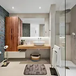 Luxury Apartment-pool, Gym, Parking, Lejlighed Lagos