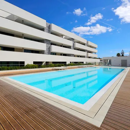Lagos Luxury Apartment-Pool, Gym, Parking, Beach Apartmán *