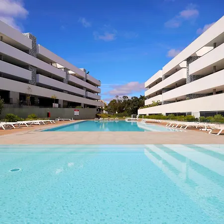 Lagos Luxury Apartment-Pool, Gym, Parking, Beach *