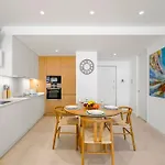 Luxury Apartment-pool, Gym, Parking, לאגוּ‏ש