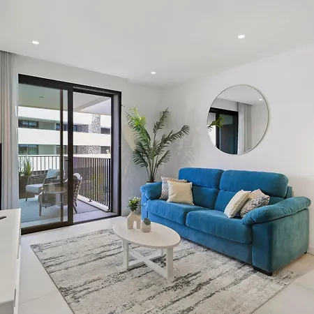 Apartment Luxury Apartment-pool, Gym, Parking,