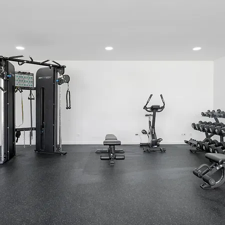 Apartment Luxury Apartment-pool, Gym, Parking,