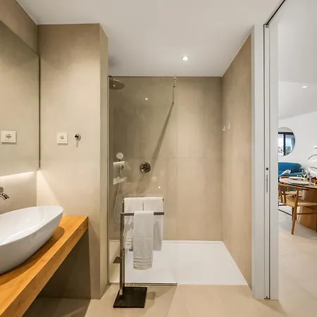 Luxury Apartment-pool, Gym, Parking, Apartamento Lagos