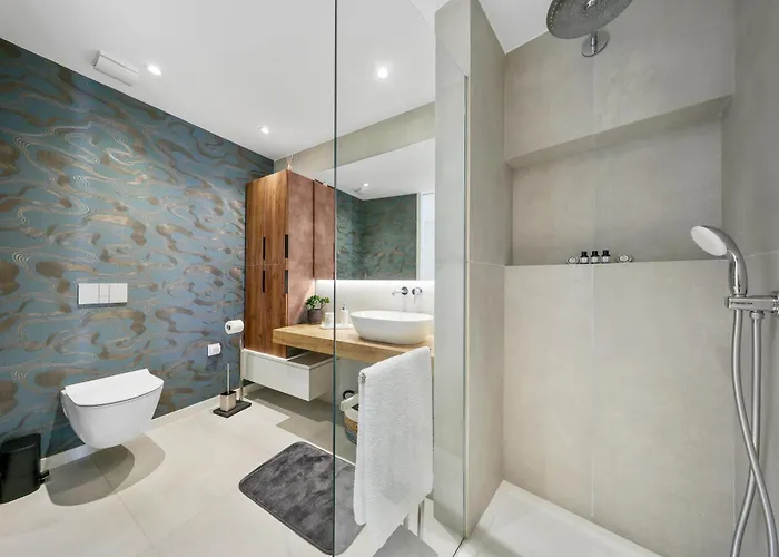 Luxury Apartment-pool, Gym, Parking, アパート *