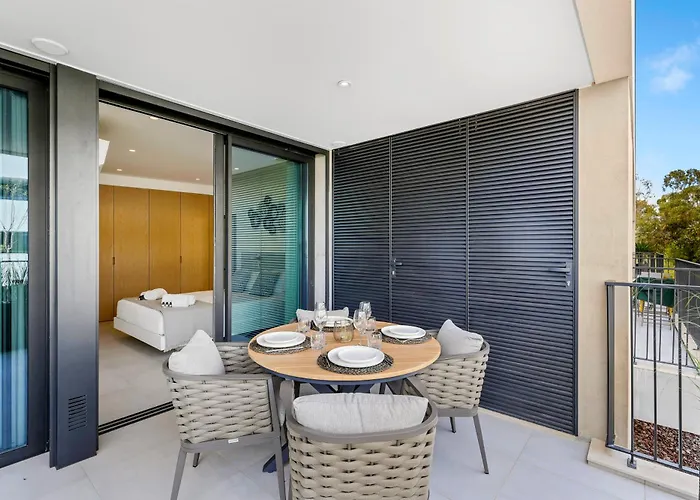 Luxury Apartment-pool, Gym, Parking, アパート ラゴス