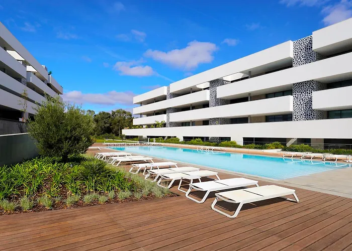 アパート Luxury Apartment-pool, Gym, Parking, ラゴス